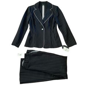 My Michelle Pinstriped Blazer And Pant Suit Set New With Tags Size 9/10